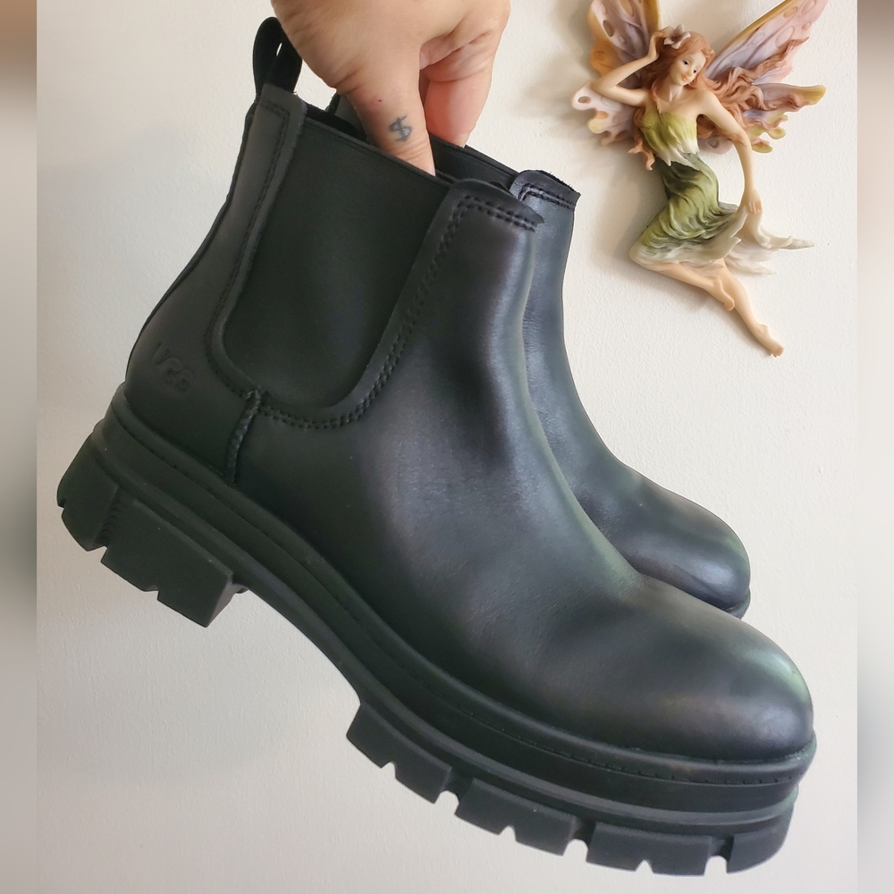 Chelsea Boot